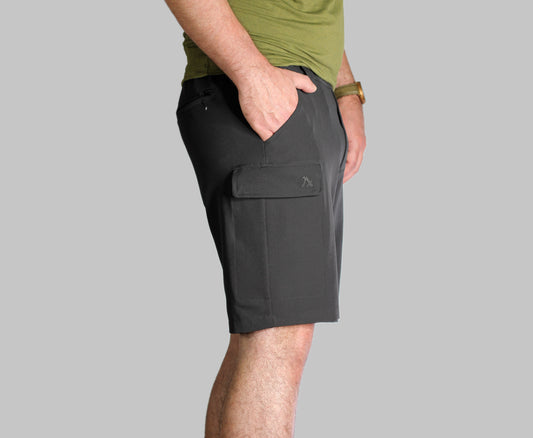 Black color Men's travel shorts swim trunks with waterproof side pocket