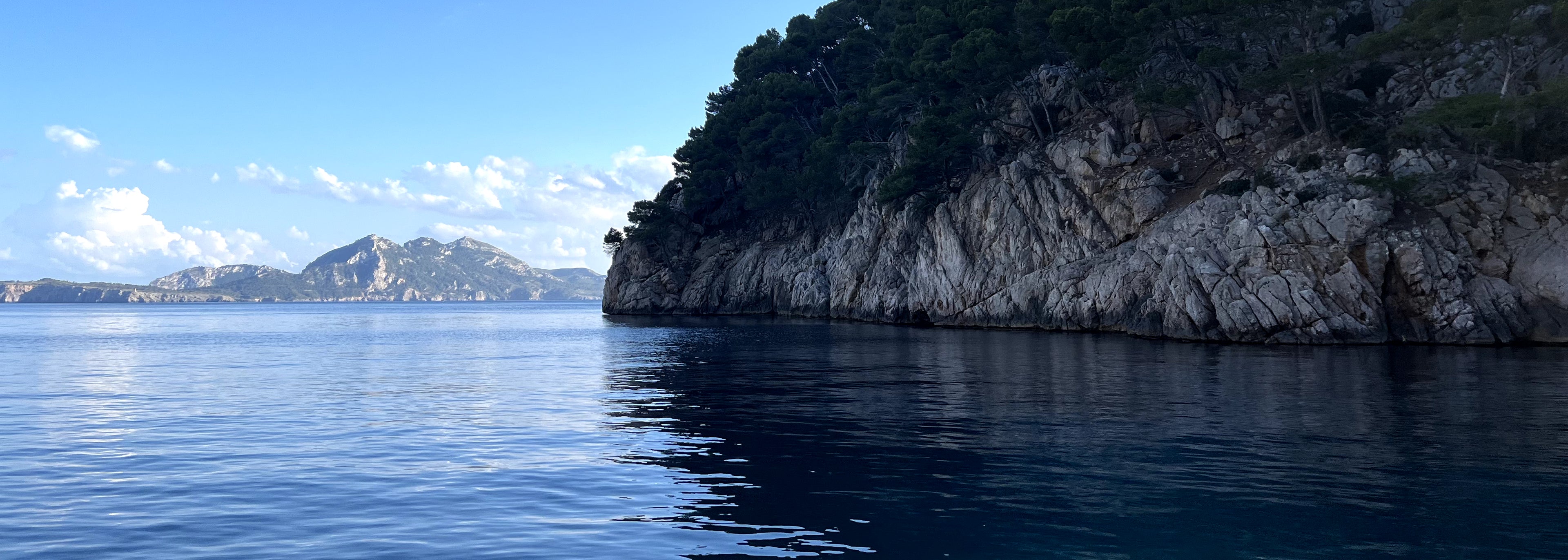 best clothes for sailing